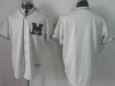 Personalized Youth’s Milwaukee Brewersized 1913 Cream M Patch Jersey