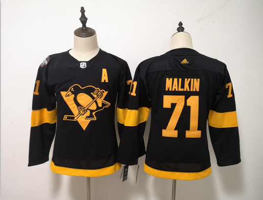 Personalized Women Penguins 71 Evgeni Malkin Black Women 2019 NHL Stadium Series Jersey
