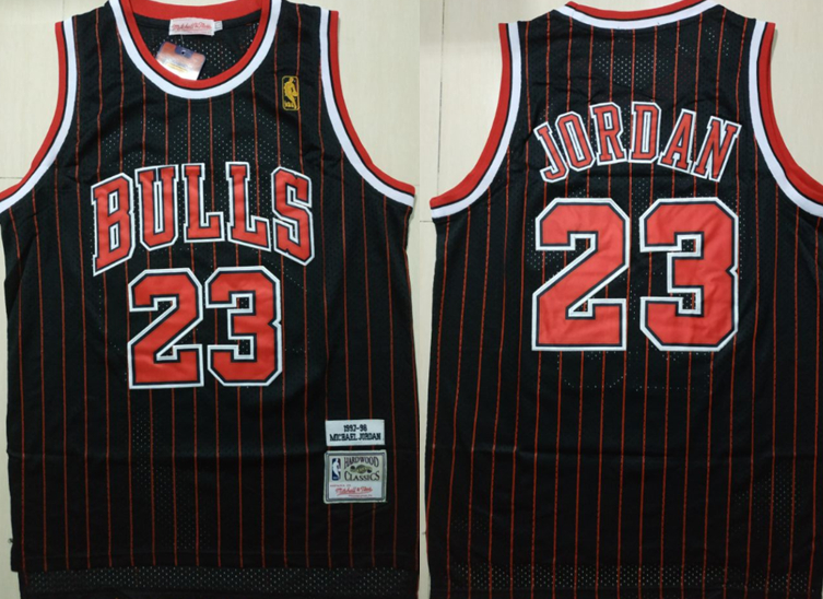 Personalized Bulls 23 Michael Jordan Red 1992-93 Hardwood Classics Swingman Jersey