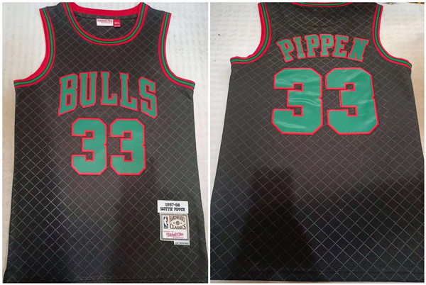Personalized Men’s Chicago Bulls #33 Scottie Pippen Black 1997-98 Finals Throwback Stitched Basketball Jersey