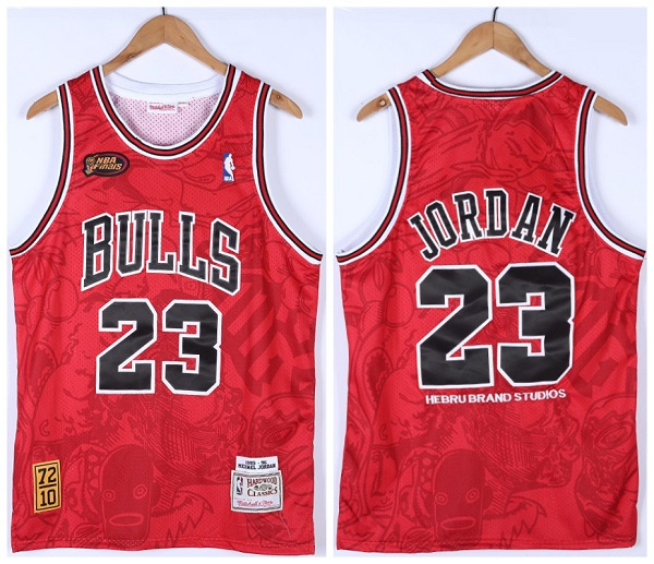 Personalized Men’s Chicago Bulls #23 Michael Jordan Red 1995-96 Throwback Stitched Jersey