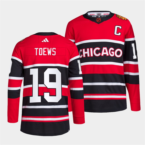 Personalized Men’s Chicago Blackhawks #19 Jonathan Toews Red Black 2022 Reverse Retro Stitched Jersey