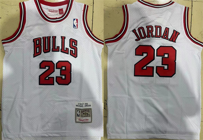 Personalized Men’s Chicago Bulls #23 Michael Jordan White 1997-98 Stitched JerseyA