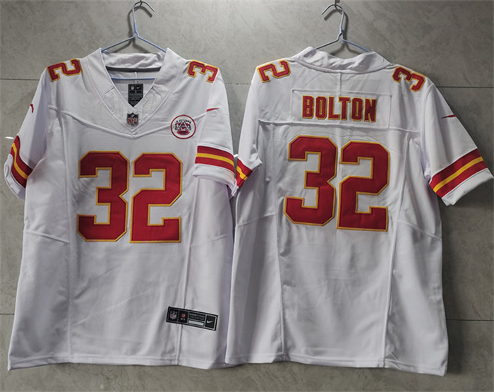 Personalized Men’s Kansas City Chiefs #32 Nick Bolton White 2023 F.U.S.E. Untouchable Limited Stitched Jersey