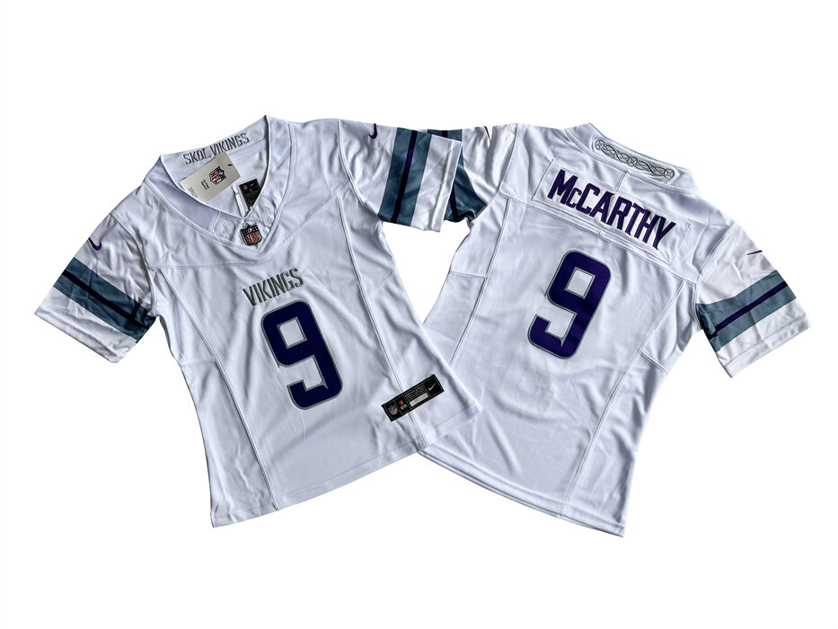 Personalized Women’s Minnesota Vikings #9 J.J. McCarthy White 2024 F.U.S.E Winter Warrior Limited Stitched Jersey(Run Small)