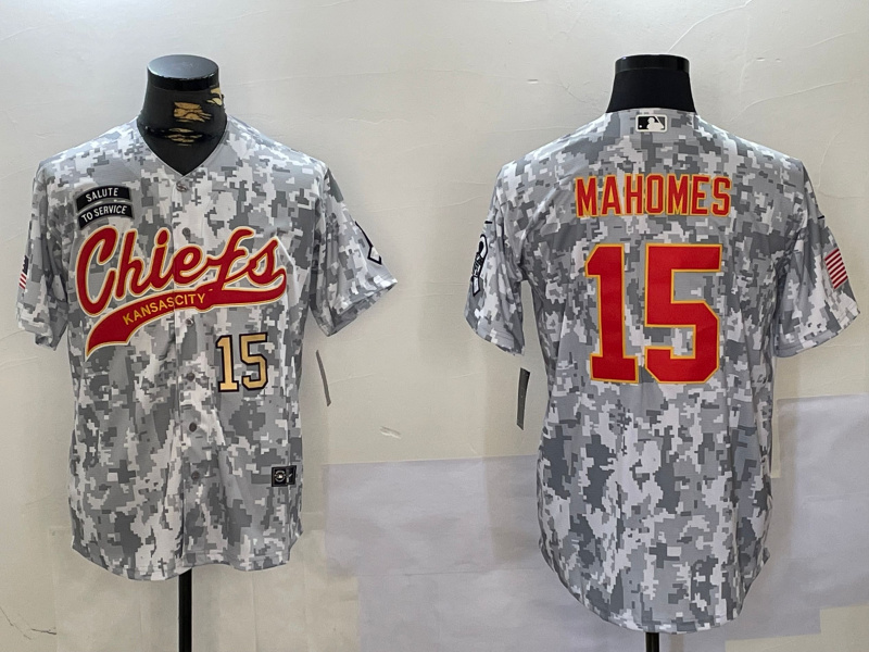 Personalized Men’s Kansas City Chiefs #15 Patrick Mahomes 2024 Arctic Camo Salute To Service Stitched Baseball Jerseys
