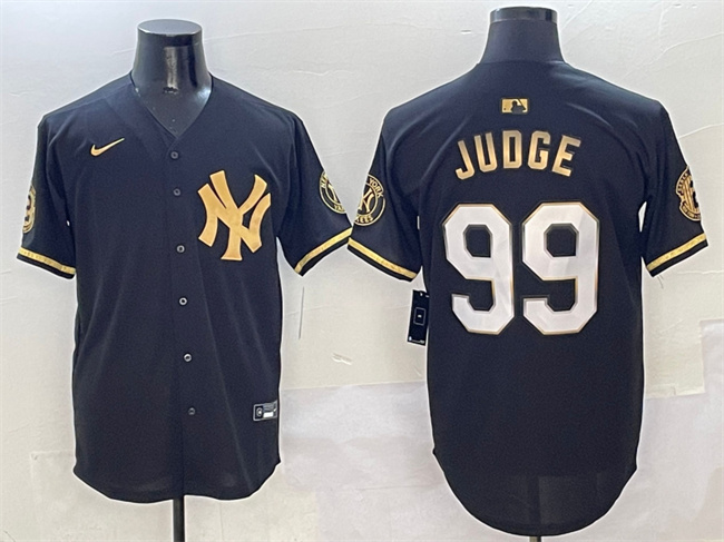 Personalized Men’s New York Yankees #99 Aaron Judge Black Gold With Patch Limited Stitched Baseball Jersey