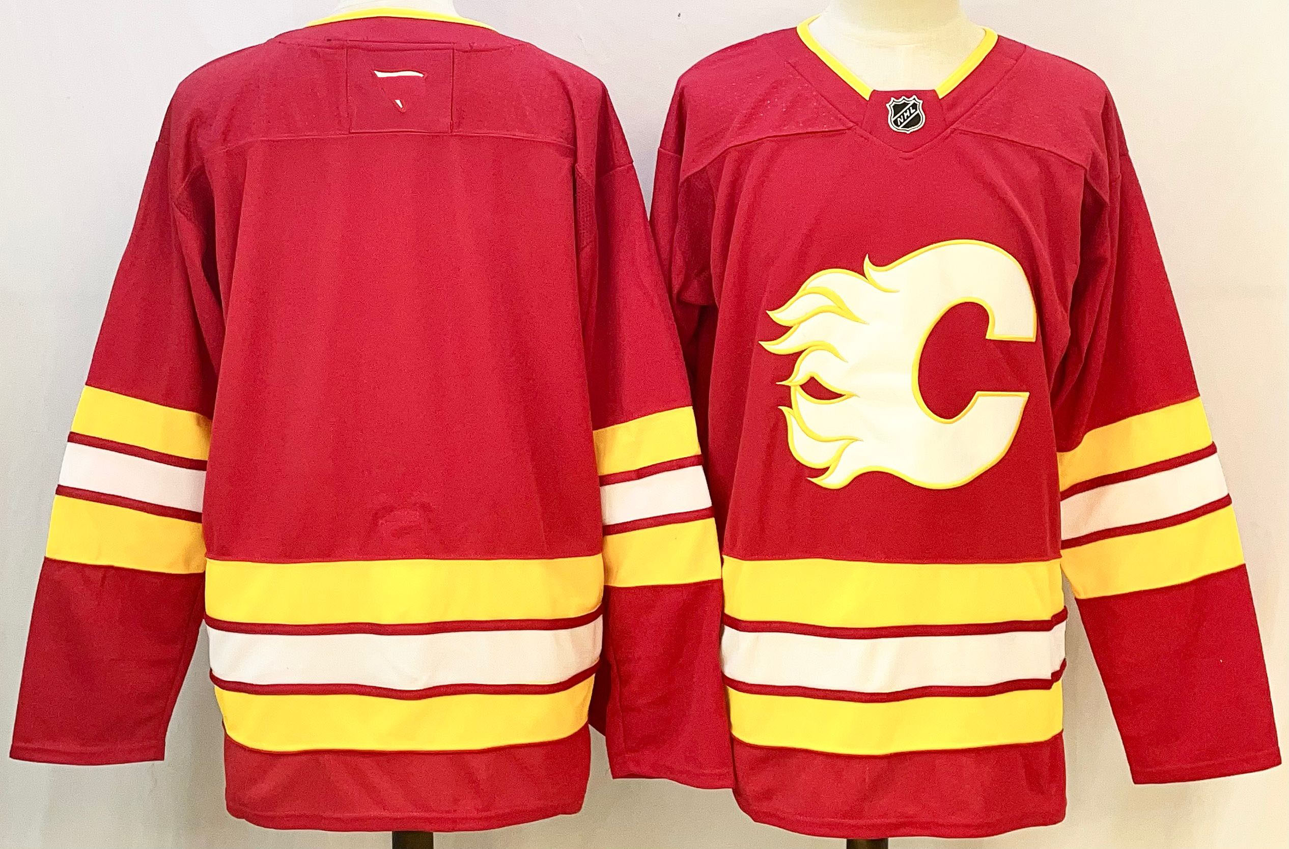 Personalized Men’s Calgary Flames Blank Red 2024-25 Stitched Hockey Jersey