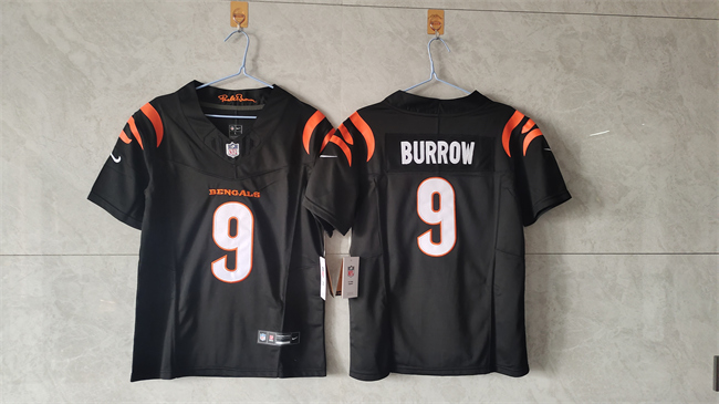 Personalized Women’s Cincinnati Bengals #9 Joe Burrow Black F.U.S.E. Stitched Football Jersey(Run Small)