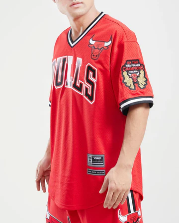 Personalized Custom Men’s NFL Chicago Bulls Jersey LOGO CLASSIC MESH BUTTON UP SHIRT Red