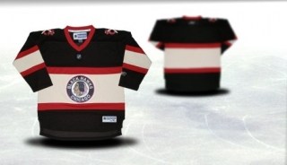 Personalized chicago blackhawks youth black third jersey (blank orized)