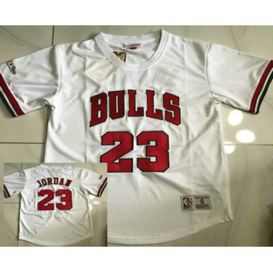 Personalized Men’s Chicago Bulls #23 Michael Jordan White Short Sleeved AU Throwback Jersey